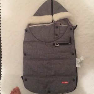 Skip Hop stroll and go three season footmuff